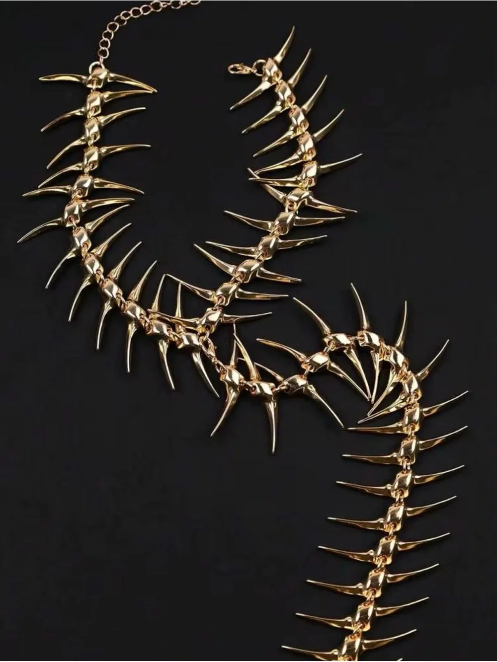 NEW! Gold Spine Back Necklace. Statement Jewelry A2-61